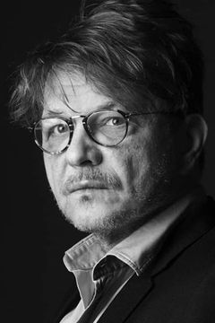 Dragan Bjelogrlić interpreta Novak
