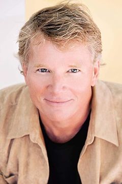 Craig Chamberlin interpreta Nick Brady