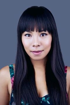Esther Chen interpreta Min