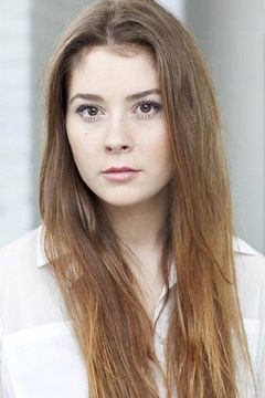 Maya Ritter interpreta Molly McIntire