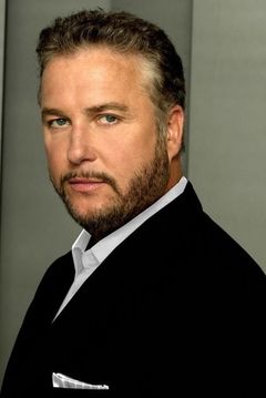 William Petersen interpreta Gil Grissom