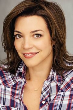 Heather Ankeny interpreta Nancy