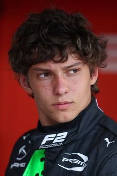 Andrea Kimi Antonelli interpreta Matteo