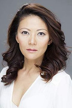 Sakura Sugihara interpreta Passenger (uncredited)