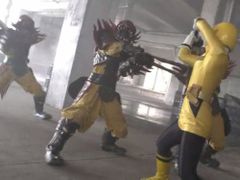 Brittany Anne Pirtle interpreta All Star Jaguars Dancer