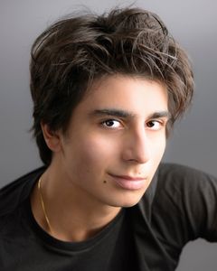 Dario Barosso interpreta Robert Ocinski
