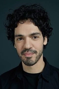 Rudy Milstein interpreta Paco