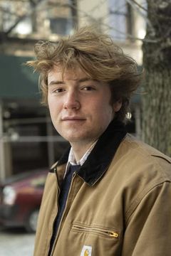 Cooper Hoffman interpreta Gary Valentine