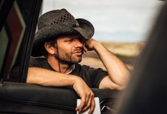 Tim Doiron interpreta Fruit Vendor