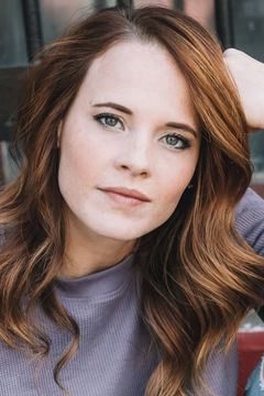 Katie Leclerc interpreta Katie Lapp / Katherine Mayfield