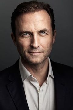 Stephen Hogan interpreta Viviane's Father