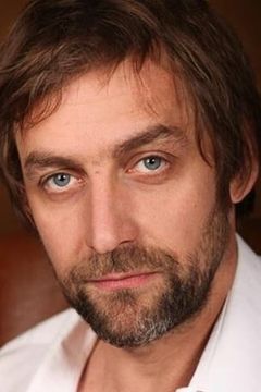 Frédéric Bocquet interpreta Le réceptionniste à Monaco