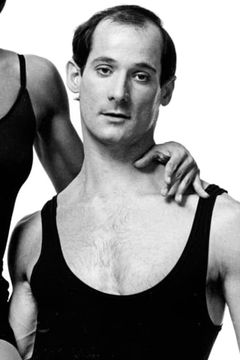 Raymond Kurshals interpreta Dancer