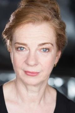 Maggie O'Brien interpreta Midwife