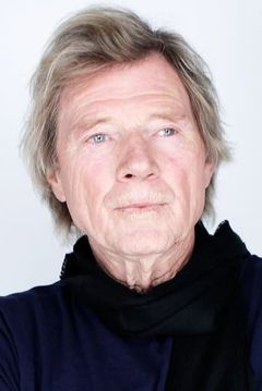 Michael Parks interpreta Jean Renault