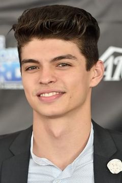 Ian Eastwood interpreta Rik