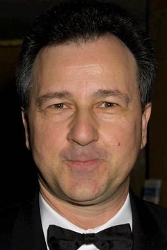 Bruno Kirby interpreta Jess
