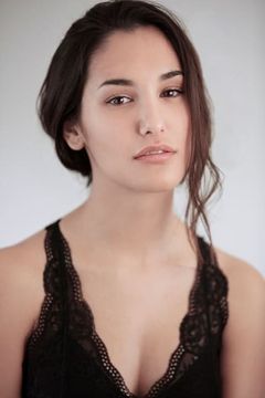 Laura Prats interpreta Clara