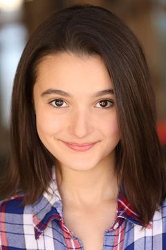 Abigail Dylan Harrison interpreta Stacey Solloway