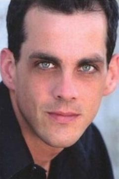 Bryce Flint-Sommerville interpreta Mine Security Guard