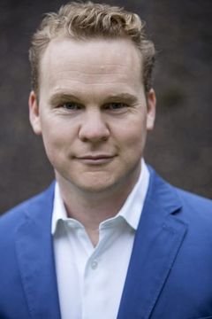 Ryan Cowie interpreta Other Deputy