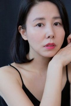 Kim Bang-sun interpreta Wedding Assistant