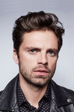 Sebastian Stan interpreta James'Bucky' Barnes / Winter Soldier