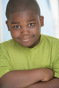 Bryant Tardy interpreta Bobby