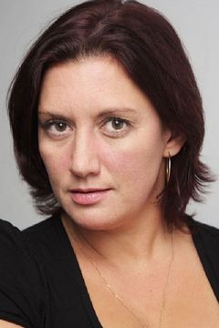 Margarita Bychkova interpreta Нина, соседка