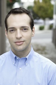 Patrick Donohue interpreta Math Teacher
