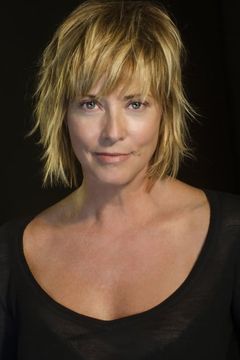 Jodi Russell interpreta Rachel