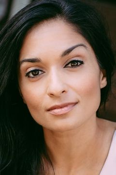 Sunita Prasad interpreta Britt Prajna