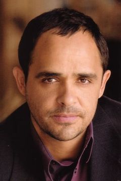Doug Spinuzza interpreta Calvino