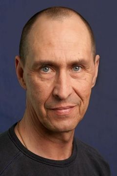 Pekka Huotari interpreta Pilot