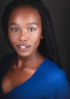 Laura Kariuki interpreta Becka