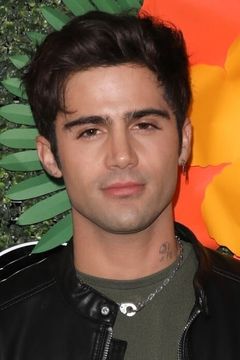 Max Ehrich interpreta Principal Dancer