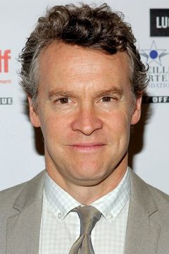 Tate Donovan interpreta Jimmy Cooper