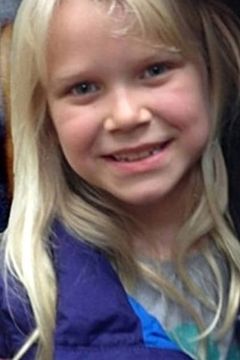 Bobbi Strayed Lindstrom interpreta Cheryl (6 Yrs Old)