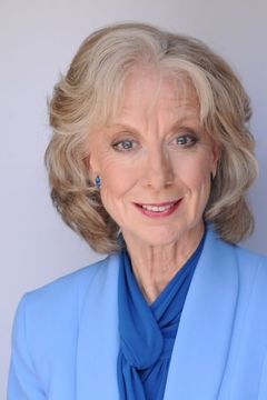 Ellen Crawford interpreta Lydia Wright
