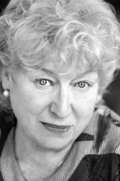Veronica Clifford interpreta Elderly Woman - Glasgow