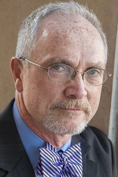 Bill Martin Williams interpreta RR Pastor