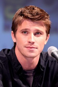 Garrett Hedlund interpreta Murtagh