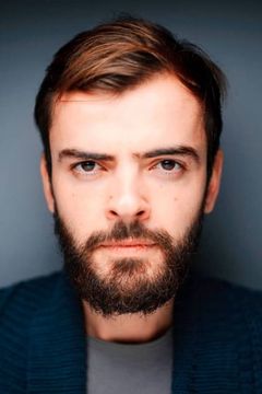 Anton Lapenko interpreta Ghost