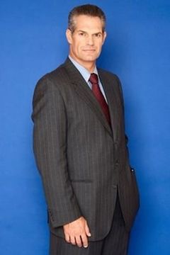 Fernando Sarfatti interpreta Federale