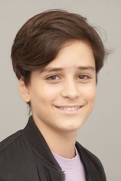 Kleon Sylvester interpreta Rafael „Rafa“ Celik