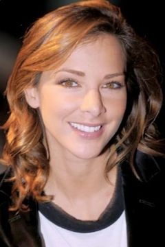 Mélissa Theuriau interpreta Lucie (voice)