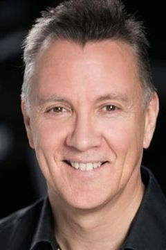 Julien Ball interpreta Max Butcher