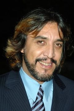 Luis Felipe Tovar interpreta Nobleman's Son