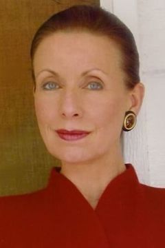 Peggy Walton-Walker interpreta Brenda
