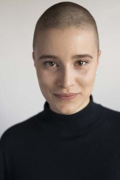 Rosalie Fortier interpreta Angéline